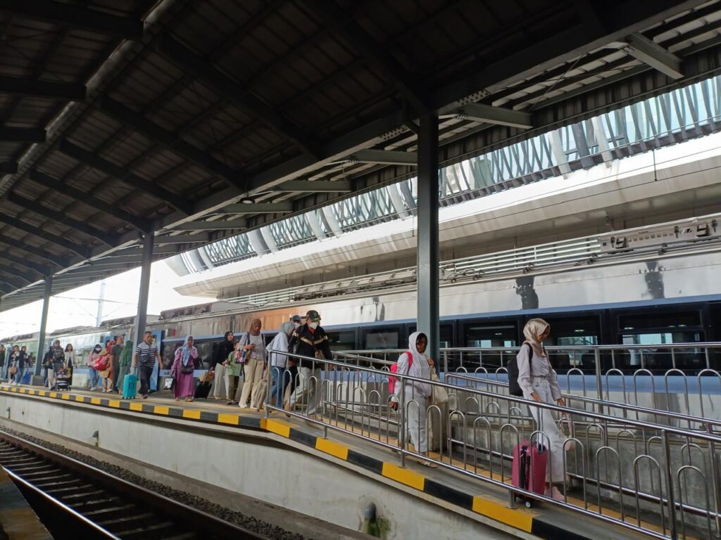 KAI-KA-Airlangga-2-6